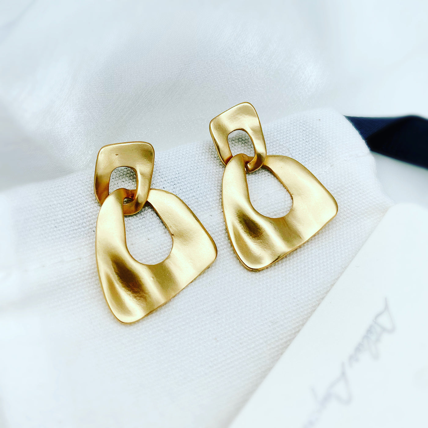 Modern Dangle Earrings in Gold