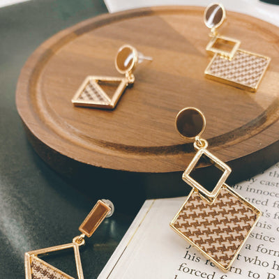 Geometric Brown Checkered Dangle Earrings 